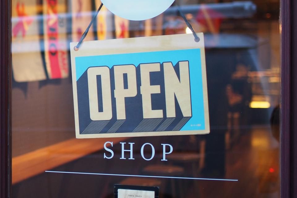 Showroom open sign